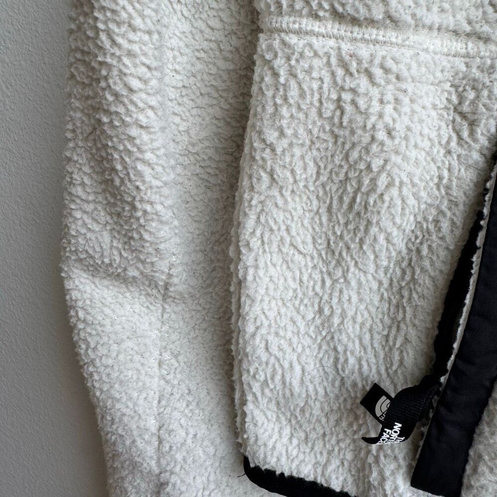 Bundle of Three The North Face Everlane Sherpa Hoodie Size Small & Medium - Picture 3 of 12